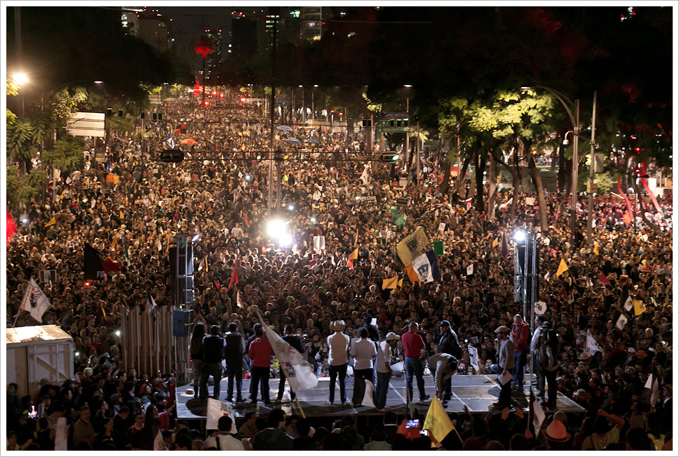 If Washington gives the Mexican president a pat on the back, it will be a stab in the back for the Mexican social movement for justice and transparency.