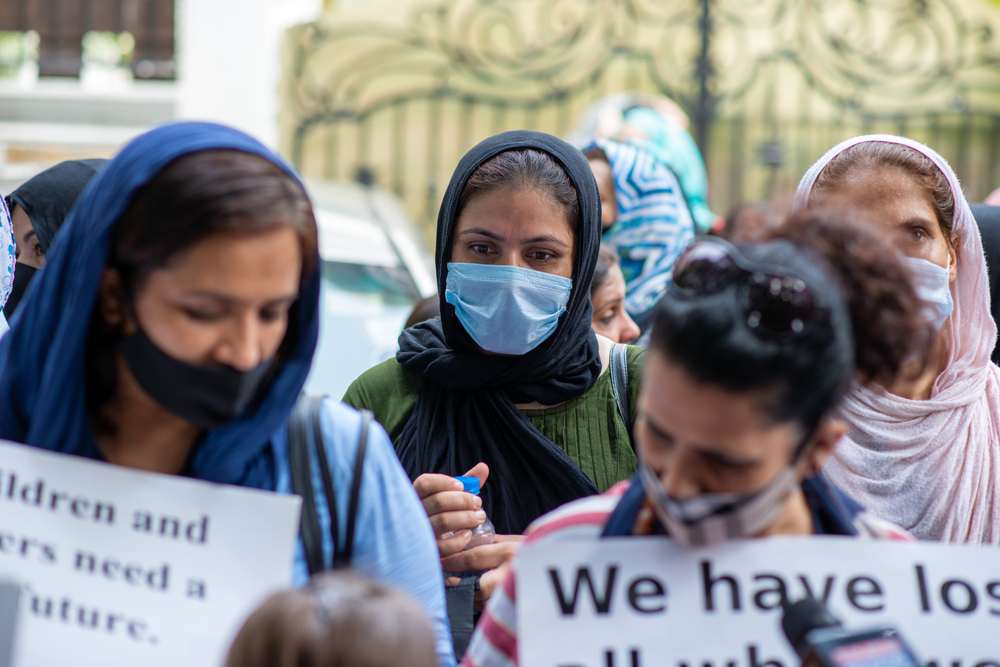 For Afghan Women, the Frightening Return of ‘Vice and Virtue’