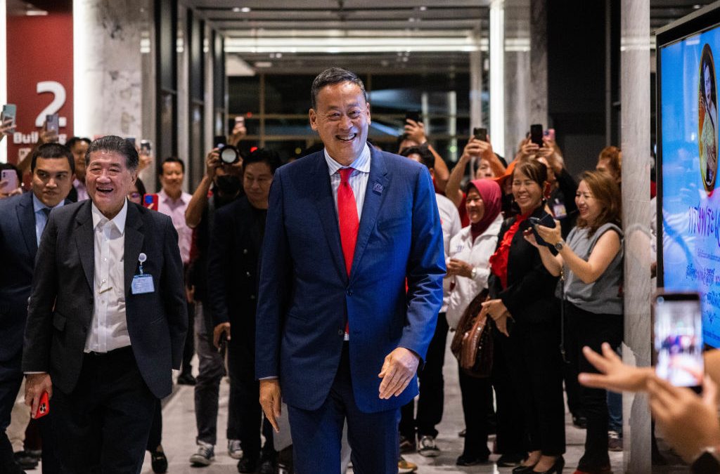 Anger Brews in Thailand as Establishment Unites to Foil Change